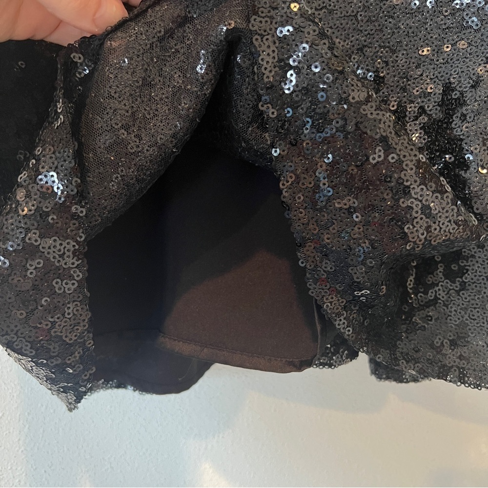 Gianni Bini Black Sequin Lined Three Strap Tank - Picture 2 of 8